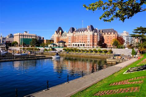 city university vancouver bc.